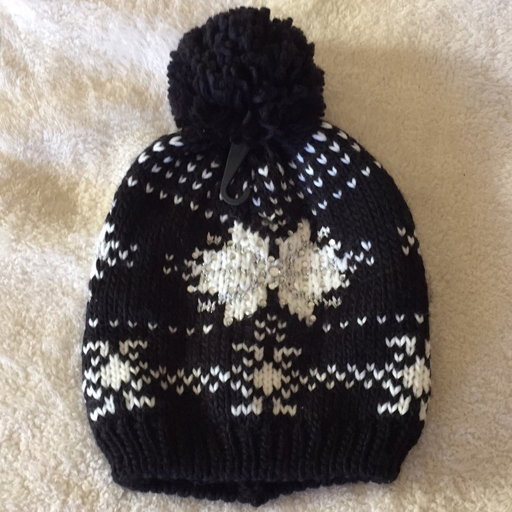 Black and white beanie